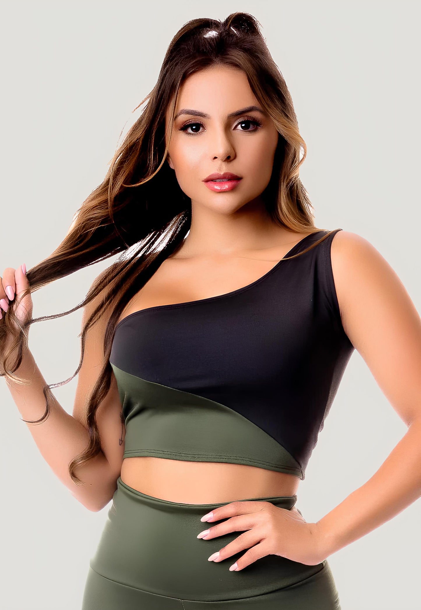 Top Cropped Fitness Um Ombro - Verde com Preto
