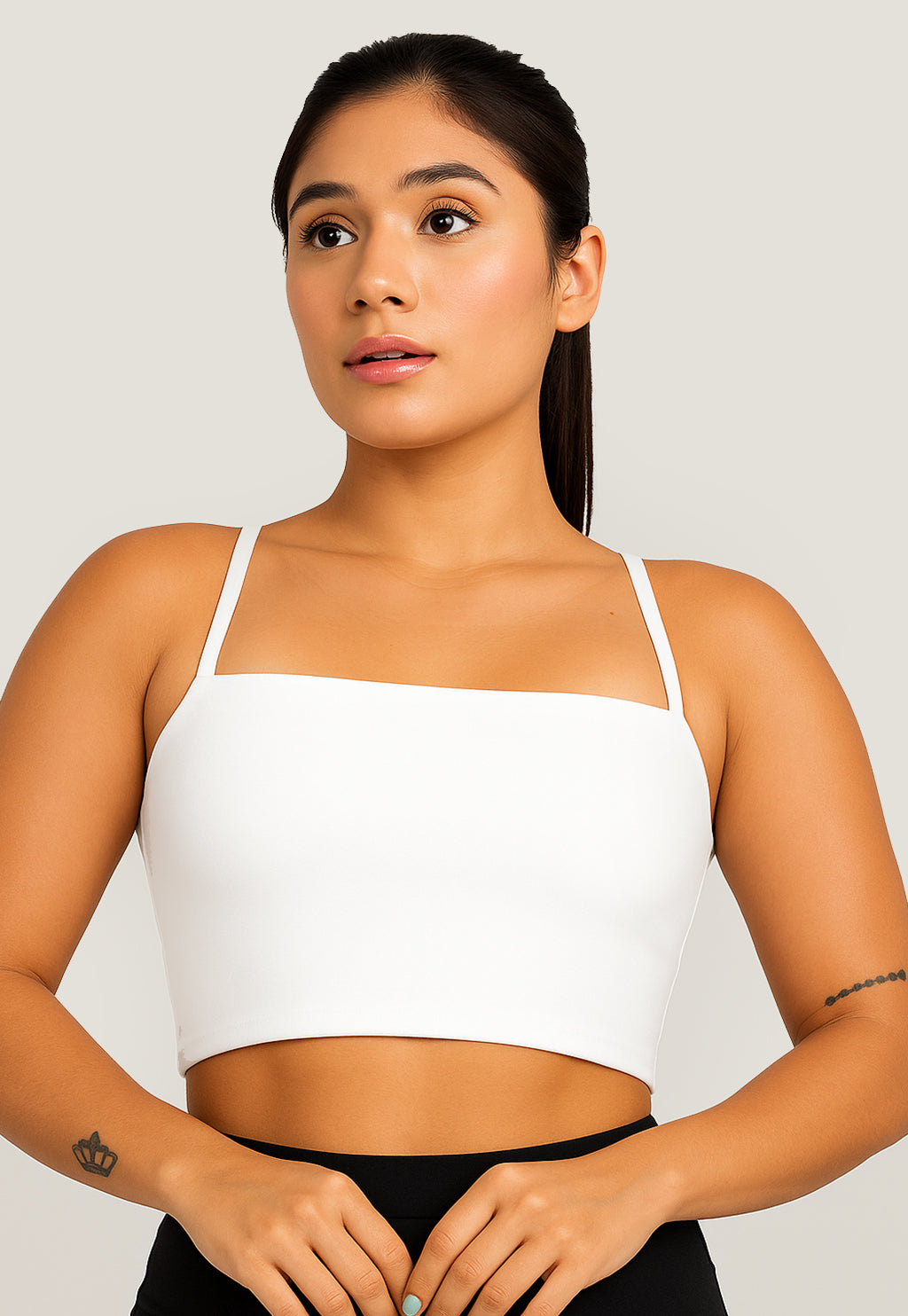 Top Cropped Fitness Alcinhas nas Costas Branco Cruzado